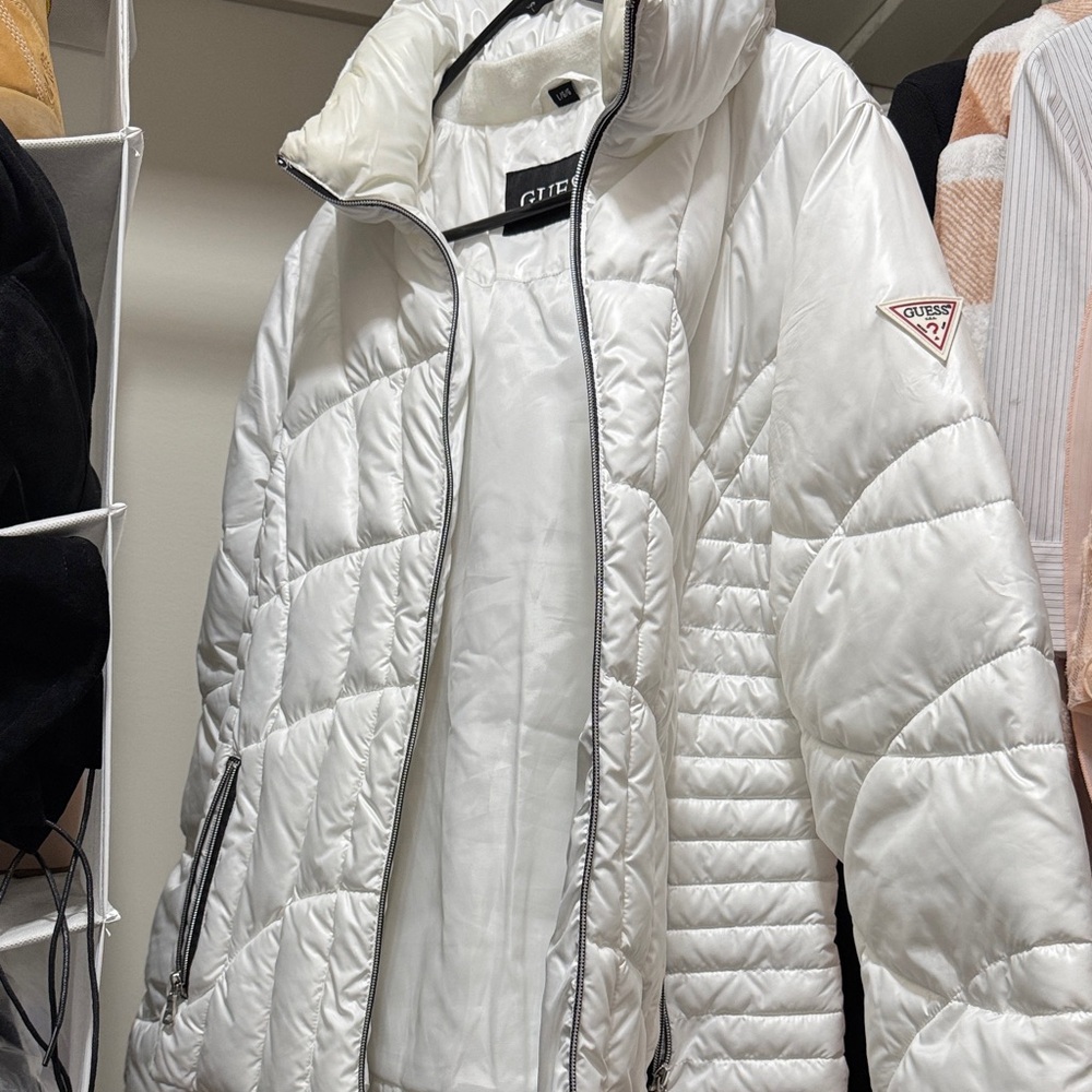 GUESS Women's Shiny White Puffer Jacket